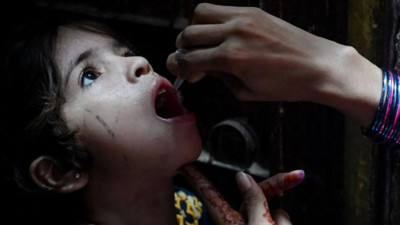 Pakistan'da polio vakaları durdurulamıyor