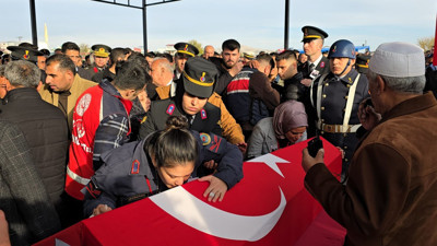 Bursa Adliyesi'ndeki saldırıda şehit olan uzman çavuş toprağa verildi