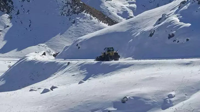 Şırnak'ta kardan kapanan 38 kilometrelik yol ulaşıma açıldı
