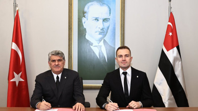 Mert Günok imzayı attı
