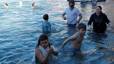Antalya'da denizden haç çıkarma töreni
