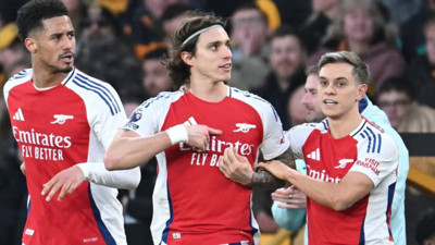 Calafiori Arsenal’ı zafere taşıdı: 10 kişi kalan Arsenal, Wolves'i mağlup etti