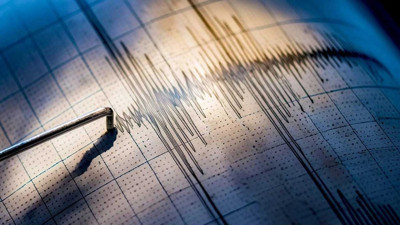İran'da korkutan deprem