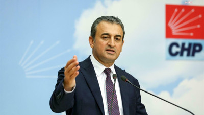 CHP Genel Başkan Yardımcısı Burhanettin Bulut'tan CHP'li belediyelere operasyona olay tepki