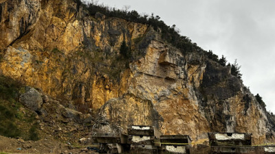 Amasra'da sağanak sonrası heyelan