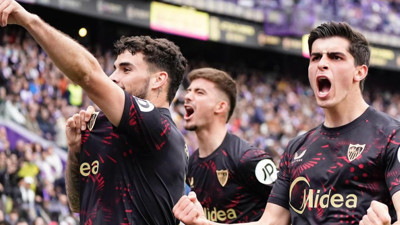 Sevilla, Valladolid'i dört golle geçti