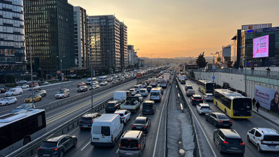 İstanbul’da trafik yoğunluğu yüzde 80’e ulaştı