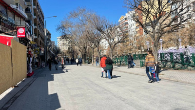 Güneşli havanın etkisiyle dışarıya akın ettiler