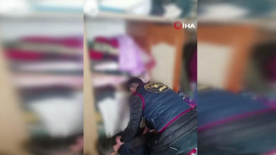 Antalya'da 2 yıldır aranan firarinin yakalandığı yer jandarmayı şok etti
