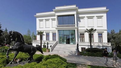Sabancı ailesinin Atlı Köşk'ü satışa çıkarıldı. Açıklanan fiyat dudak uçuklattı