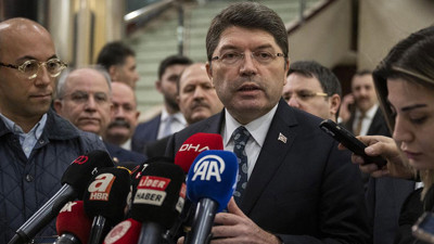 Bakan Tunç'tan DEM Parti'nin açıklamasına tepki: Biz top oynamıyoruz