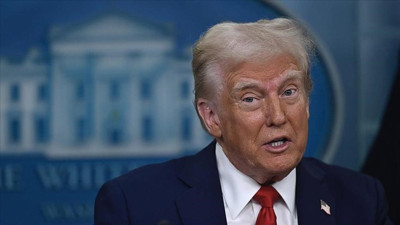Trump, 8 yılın sonunda Beyaz Saray'daki başkanlık görevini "devredeceğini" söyledi