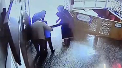 Öğretmenden hayat kurtaran hamle! Heimlich manevrasıyla...