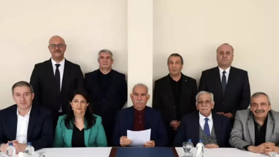 DEM Parti’nin mesajı! PKK feshi için gün mü sayılıyor? Uzmanlar değerlendiriyor