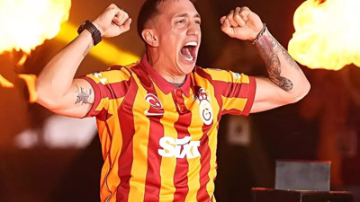 Muslera tek başına rekortmen!