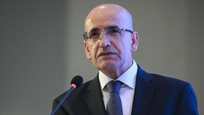 Mehmet Şimşek Katar’da: Finans devleriyle yuvarlak masa!