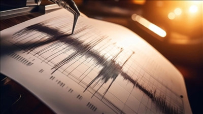 Endonezya'da korkutan deprem! Çok sayıda ev ve kamu tesisi zarar gördü