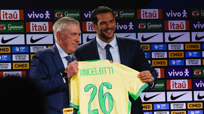 Brezilya'da Ancelotti dönemi: İmzayı attı