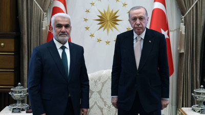 Cumhurbaşkanı Erdoğan, HÜDAPAR Genel Başkanı Yapıcıoğlu'nu kabul etti