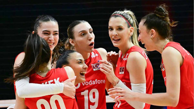 Filenin Sultanları Fransa'yı devirdi: İlk maç, ilk galibiyet