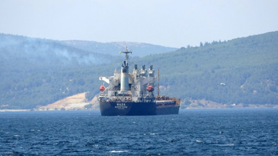 Çanakkale Boğazı’nda yük gemisi arızalandı