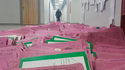 İcra dairelerine 5 milyondan fazla yeni dosya geldi. Vatandaş borcunu ödeyemiyor. Hani ekonomi uçacaktı