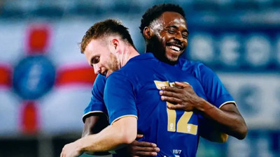 Kapakta Osayi-Samuel var!