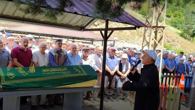 Artvin'in hafızası sonsuzluğa uğurlandı! 105 yaşındaki Fikriye Karaaslan hayatını kaybetti