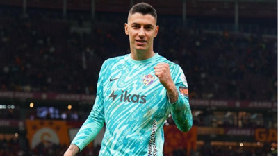 Berke Özer Eyüpspor'dan ayrılacak mı? Kulüpten açıklama geldi!