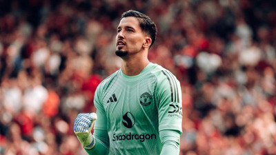 Altay Bayındır 15 dakikada Arsenal maçını unutturdu