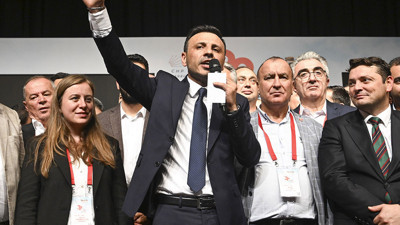 Mahkeme'den CHP İstanbul İl Kongresi davasına 2 haftalık süre
