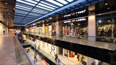 İstanbul'un lüks AVM'si kapısına kilit vurdu. 25 bin metrekarelik alana kurulmuştu