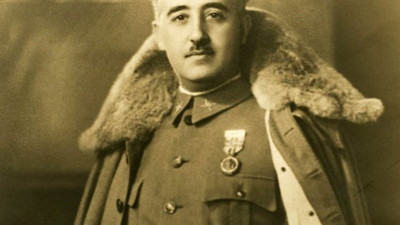 Franco’nun mezarı barış anıtı olacak
