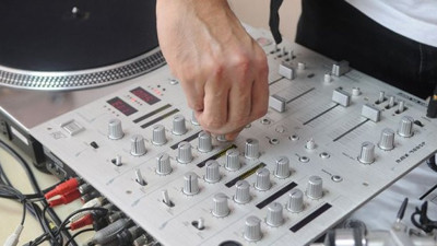 Yeni trend meslek DJ'lik!