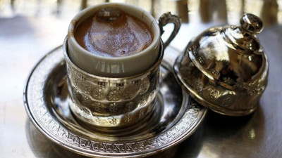 Günde 4 fincan kahve kilo alımını önlüyor