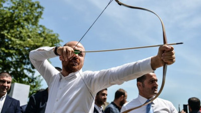 Seçim arifesinde, İBB'den Bilal Erdoğan'ın vakfına milyonluk ihale