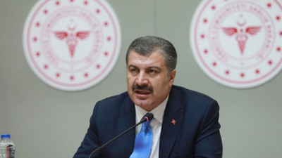 Sağlık Bakanı Fahrettin Koca’dan 65 yaş üstü vatandaşlara uyarı: 'Bunu sakın ihmal etmeyin...'