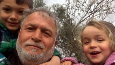 Türk babanın dramı! 2 çocuğunu görmek isterken cezaevine atıldı