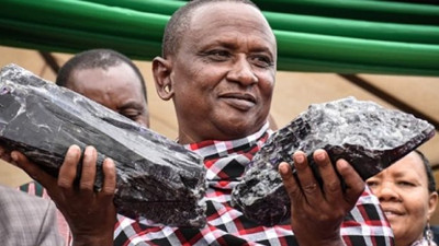 6 kiloluk taşı 2 milyon dolara sattı