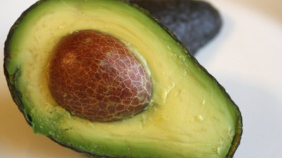 Gün aşırı yarısını yemek yeterli! Bu meyve vitamin ve şifa kaynağı!