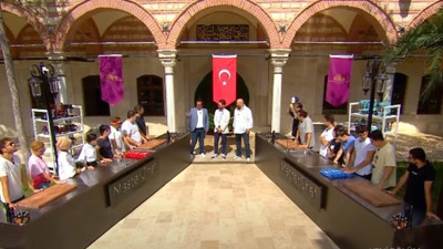 MasterChef Türkiye’de eleme adayları belli oldu. Dokunulmazlık oyununu hangi takım kazandı