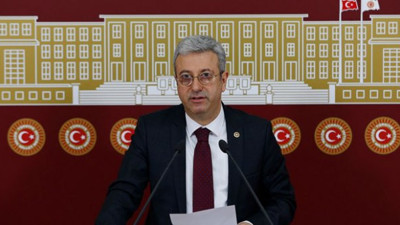 CHP’li vekilden çarpıcı iddia, cenaze selası okunması yasaklandı