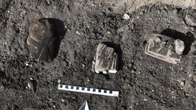 Burdur'da toprağı eşeledikçe altından fışkırdı. Hazine avcılarının ağzının suyu aktı