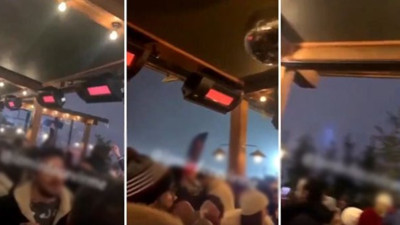 Uludağ’da korona virüs kuralları hiçe sayıldı. Zenginler Uludağ’da fakirler evinde. Garson iki duble korona getir
