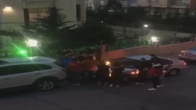 Bağcılar'da yasak delen günü partisi