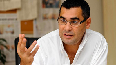 Cumhuriyet Gazetesi'nden Enver Aysever kararı