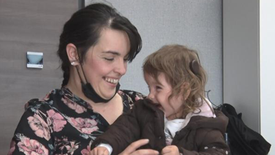Küçük kız için ülke seferber oldu. Bosnalı annenin gözyaşları Türkiye'de son buldu