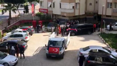 Antalya'da sosyal mesafesiz gelin alma