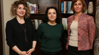 Çantasını x-ray cihazından geçirmeyen avukatlara ceza