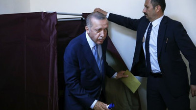 Saray’da moralleri bozacak sonuçlar... Son ankette bomba AKP detayı!